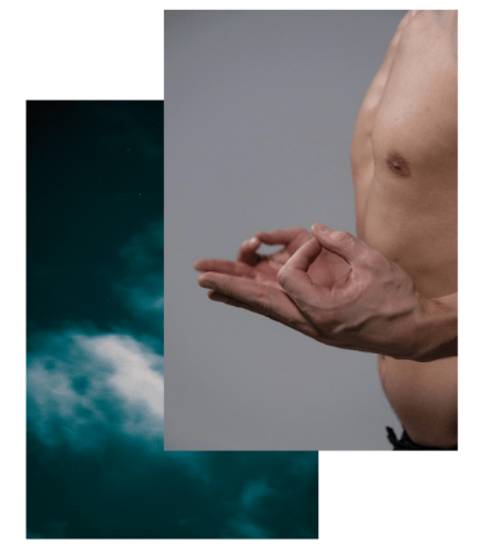 Hombre con el torso desnudo y las manos en posición de meditación